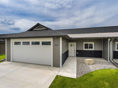 6387 Signal Peak Ave