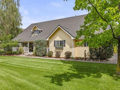 3619 Plum Bush Dr