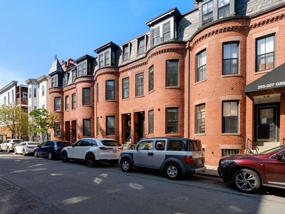 209 Green St