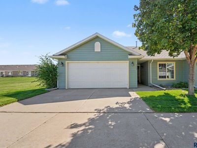 5303 W Sourwood Pl