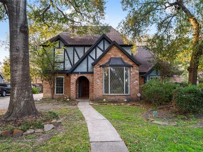 6714 Brittany Park Ln