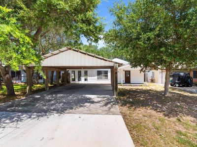 48 Sandra Dr