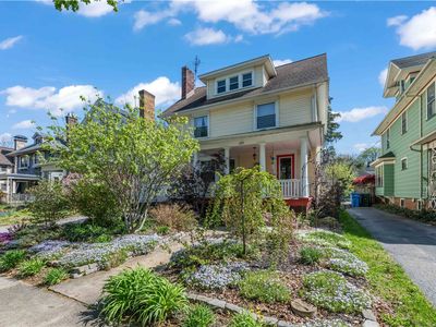 123 Trafalgar St