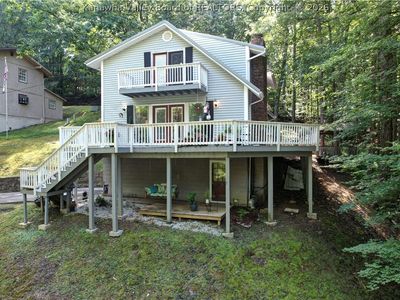 Property at 50 Mountaineer Heights Dr, Elkview, WV