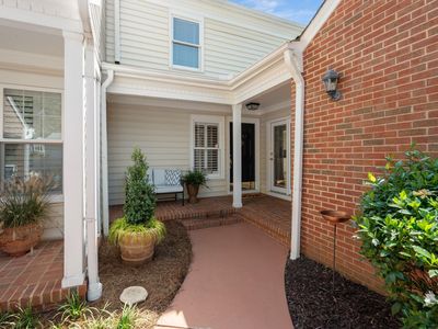 1272 Shadow Way