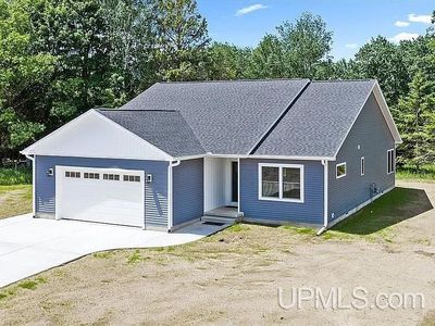 820 Willow Creek Rd