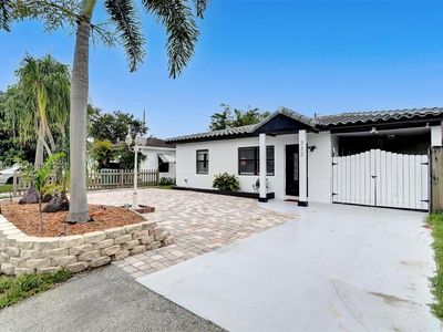 332 NW 45th St