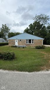 16 Glenda Dr