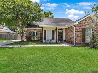 Property at 32536 Cedar Ct, Denham Springs, LA