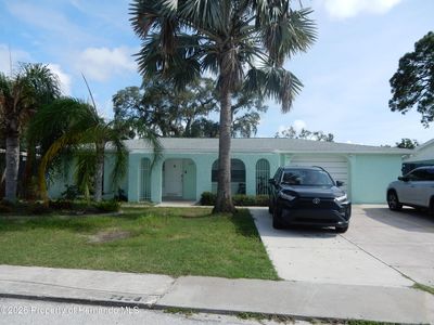 7124 Ashwood Dr #1