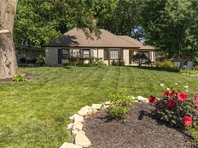 4934 Howe Dr