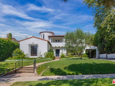 619 N Sierra Dr