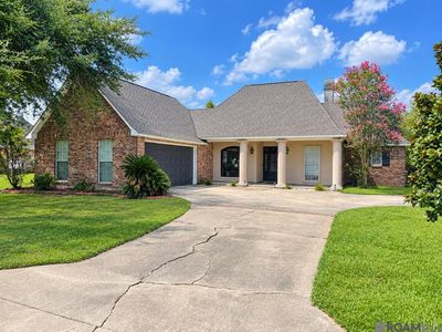 Property at 6397 Pelican Crossing Dr, Gonzales, LA