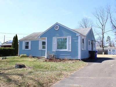 16 N Hood St