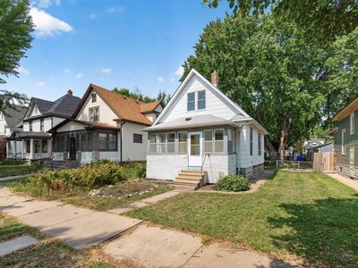 Property at 801 Armstrong Ave, Saint Paul, MN