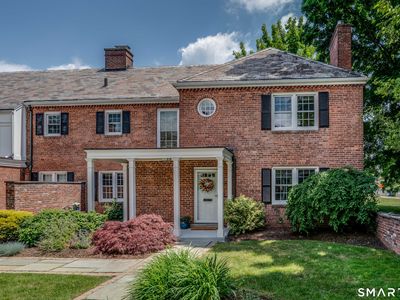 1040 Farmington Avenue #5