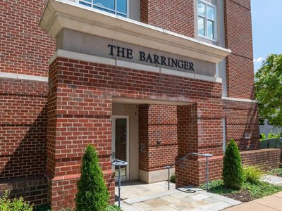 428 Monroe Ln APT 210