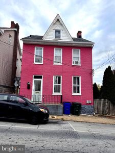54 Randolph Ave