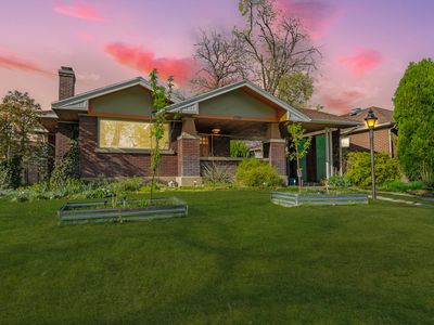 1285 E Stratford Ave S