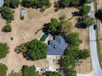 3211 Bluegrass Dr