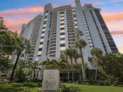 9 Island Ave APT 1209