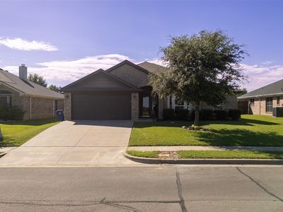 944 Thistle Meade Cir