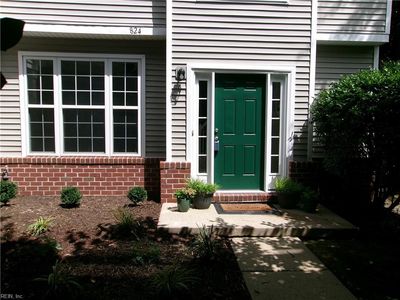 824 Oak Springs Ct