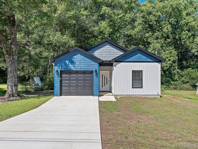 Property at 40 Woodland Ct, Daleville, AL