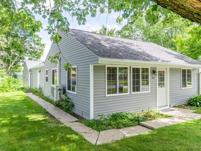 Property at 617 E Randolph St, Angola, IN