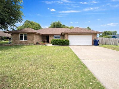 1812 Edinburg Ct