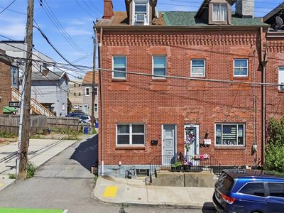 111 Pearl St