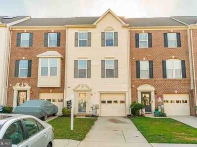 225 Staysail Dr