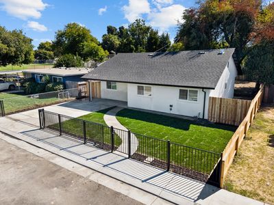 2034 W Monterey Ave