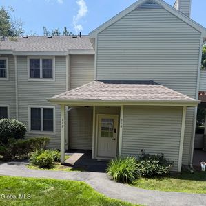 215 Monmouth Way