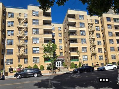 150 W End Ave