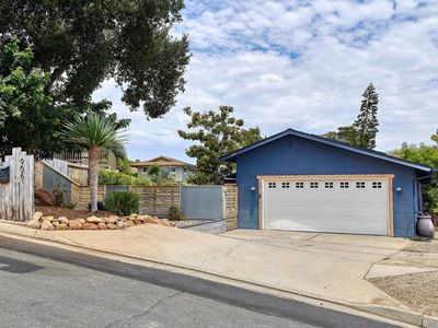906 Alta Vista Ter