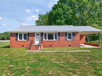 204 Country Club Rd