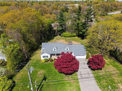 1 Windingwood Road N