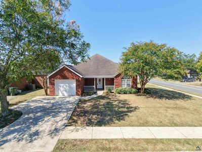 Property at 101 Alexandria Ct, Byron, GA