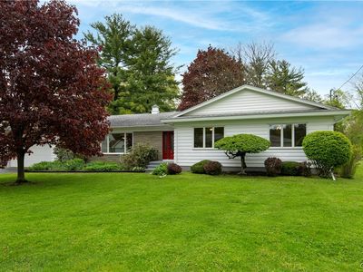 7 Knollwood Rd