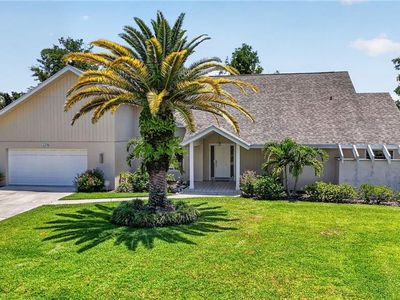 2278 ROYAL LN
