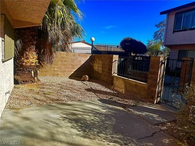 4338 Caliente St APT 15