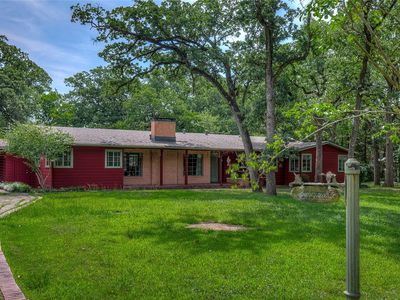 7 Oak Village Dr