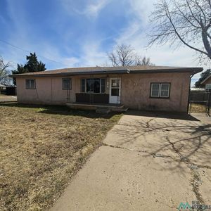 501 W Plains Ave