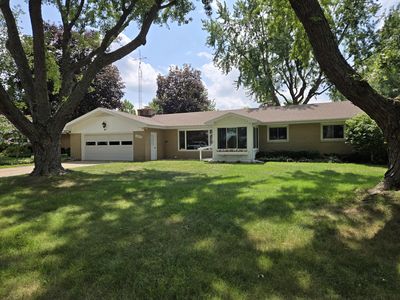 1970 S Valley View Dr