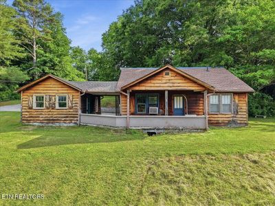 2633 Harriman Hwy