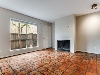 2702 Douglas Ave #143