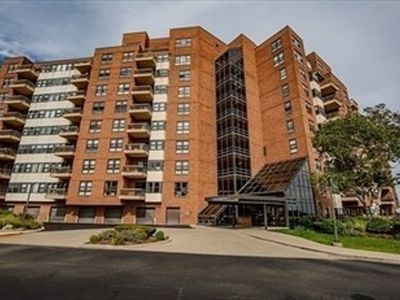 1 Seal Harbor Rd APT 210