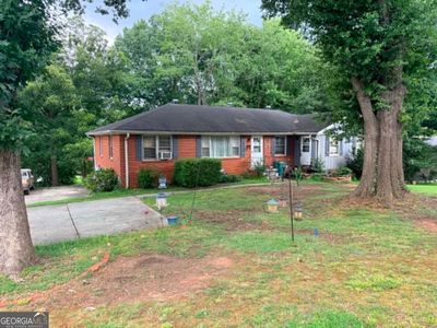 2195 Trailwood Dr SE