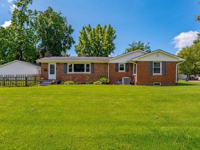 2153 Adams Ave